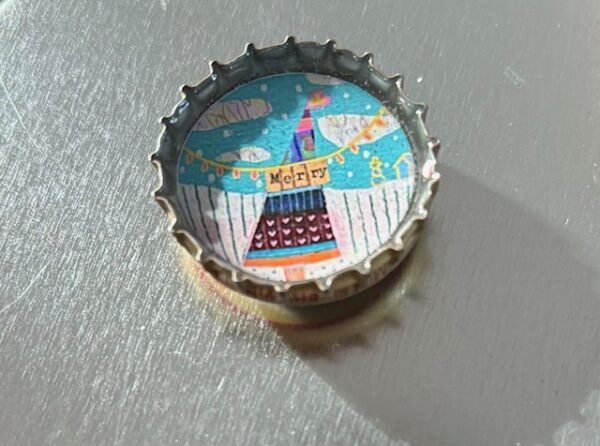 Merry Tree Bottlecap Magnet